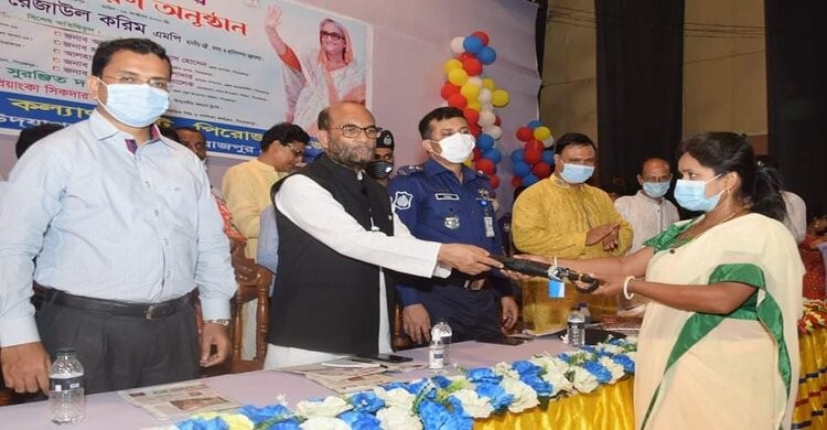 খাদ্য ও পুষ্টি নিরাপত্তায় অগ্রাধিকার দিচ্ছে সরকার: মৎস্য ও প্রাণিসম্পদ মন্ত্রী খাদ্য ও পুষ্টি নিরাপত্তায় অগ্রাধিকার দিচ্ছে সরকার: মৎস্য ও প্রাণিসম্পদ মন্ত্রী