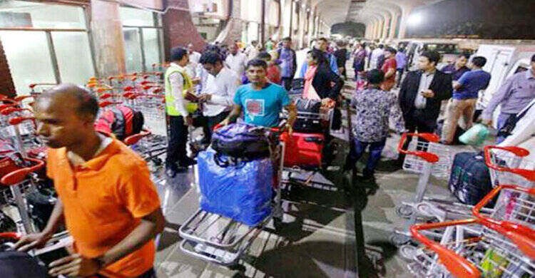 ৭ মাসে দেশে ফিরলেন সোয়া ২ লাখ প্রবাসী কর্মী ৭ মাসে দেশে ফিরলেন সোয়া ২ লাখ প্রবাসী কর্মী