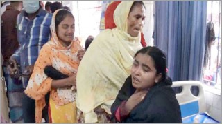 গাজীপুরে ফুটবল খেলার সময় বজ্রপাতে দুই ক্রিকেটারের মৃত্যু গাজীপুরে ফুটবল খেলার সময় বজ্রপাতে দুই ক্রিকেটারের মৃত্যু