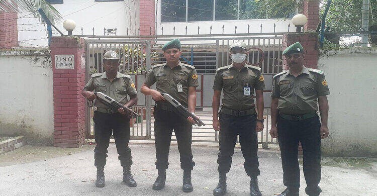 শিবপুরের ইউএনও’র নিরাপত্তায় সশস্ত্র আনসার শিবপুরের ইউএনও’র নিরাপত্তায় সশস্ত্র আনসার