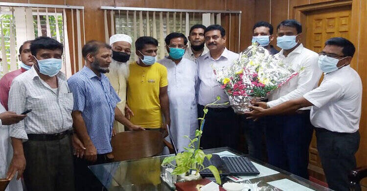 শিবপুরের নবাগত ইউএনও কে উপজেলা জাতীয় পার্টির বরণ শিবপুরের নবাগত ইউএনও কে উপজেলা জাতীয় পার্টির বরণ