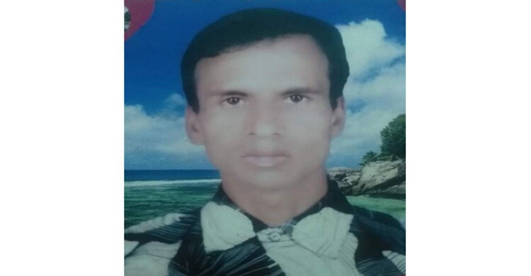 নরসিংদীতে বাড়িতে ঢুকে পাটকলের শ্রমিককে কুপিয়ে হত্যা নরসিংদীতে বাড়িতে ঢুকে পাটকলের শ্রমিককে কুপিয়ে হত্যা