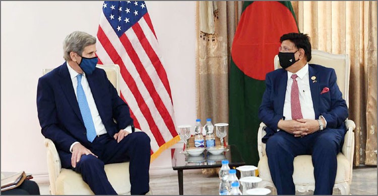 বাংলাদেশ রোহিঙ্গাদের আশ্রয় দিয়ে মানবিকতার প্রশংসনীয় উদাহরণ সৃষ্টি করেছে: জন কেরি বাংলাদেশ রোহিঙ্গাদের আশ্রয় দিয়ে মানবিকতার প্রশংসনীয় উদাহরণ সৃষ্টি করেছে: জন কেরি