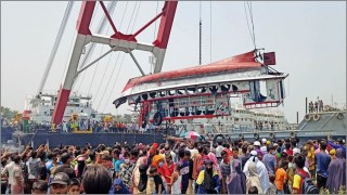 নারায়ণগঞ্জে শীতলক্ষ্যায় লঞ্চডুবি: লঞ্চ উদ্ধারের পর উঠে এল আরও ২২ লাশ নারায়ণগঞ্জে শীতলক্ষ্যায় লঞ্চডুবি: লঞ্চ উদ্ধারের পর উঠে এল আরও ২২ লাশ