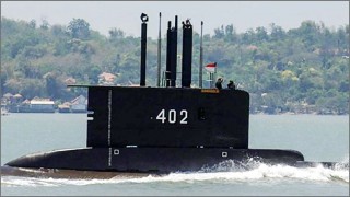 পাওয়া গেল নিখোঁজ ইন্দোনেশীয় সাবমেরিনের ধ্বংসাবশেষ