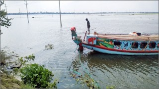 ব্রাহ্মণবাড়িয়ায় ট্রলারডুবি: ২২ জনের মৃত্যু, উদ্ধার অভিযান সমাপ্ত ব্রাহ্মণবাড়িয়ায় ট্রলারডুবি: ২২ জনের মৃত্যু, উদ্ধার অভিযান সমাপ্ত