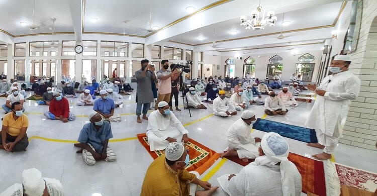 নরসিংদীতে পুলিশের মসজিদভিত্তিক জনসচেতনতামূলক কার্যক্রম নরসিংদীতে পুলিশের মসজিদভিত্তিক জনসচেতনতামূলক কার্যক্রম
