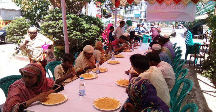 নরসিংদীতে ক্ষুধার্তদের জন্য মেহমানখানা নরসিংদীতে ক্ষুধার্তদের জন্য মেহমানখানা