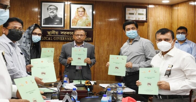 ডেঙ্গু নিধনে ছাদ বাগানিদের সতর্ক হতে বললেন স্থানীয় সরকার মন্ত্রী ডেঙ্গু নিধনে ছাদ বাগানিদের সতর্ক হতে বললেন স্থানীয় সরকার মন্ত্রী