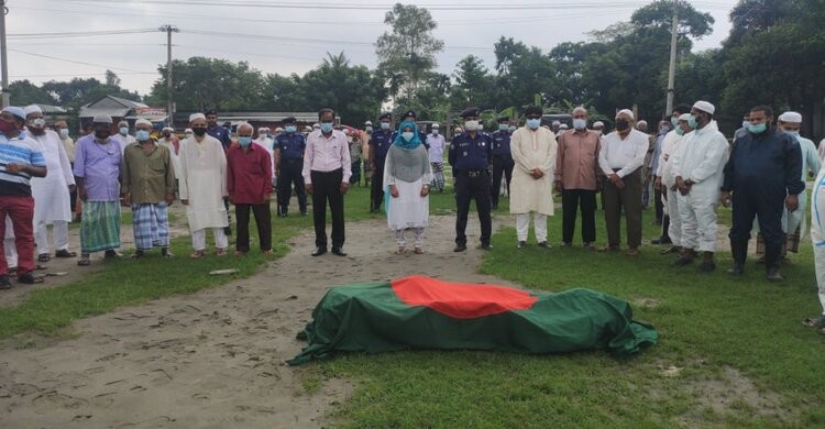 পলাশে করোনা ও উপসর্গে ৩ জনের মৃত্যু পলাশে করোনা ও উপসর্গে ৩ জনের মৃত্যু