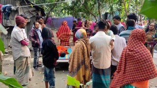 পলাশে প্রাইভেটকার চাপায় শিশুর মৃত্যু