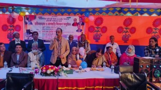 পলাশে প্রতিবন্ধীদের মাঝে হুইল চেয়ার ও সাদাছড়ি বিতরণ