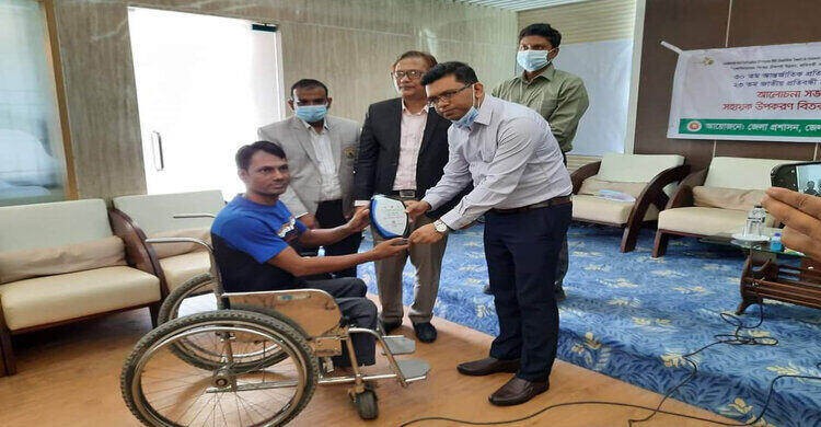 প্রতিবন্ধী দিবস উপলক্ষে আলোচনা সভা ও সহায়ক উপকরণ বিতরণ প্রতিবন্ধী দিবস উপলক্ষে আলোচনা সভা ও সহায়ক উপকরণ বিতরণ