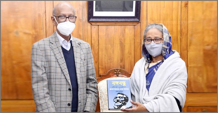 বঙ্গবন্ধুর ওপর রচিত দুটি বইয়ের মোড়ক উন্মোচন করলেন প্রধানমন্ত্রী বঙ্গবন্ধুর ওপর রচিত দুটি বইয়ের মোড়ক উন্মোচন করলেন প্রধানমন্ত্রী
