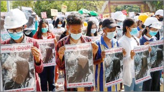 মিয়ানমারে অভ্যুত্থানবিরোধী বিক্ষোভে আহত তরুণীর মৃত্যু