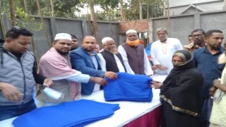 শিবপুরে ব্যক্তি উদ্যোগে শীতার্তদের মাঝে কম্বল বিতরণ