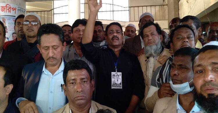 সুষ্ঠু নির্বাচনে পরাজিত হলেও বিজয়ী প্রার্থীকে ফুলের মালা দেবেন বিএনপির প্রার্থী সুষ্ঠু নির্বাচনে পরাজিত হলেও বিজয়ী প্রার্থীকে ফুলের মালা দেবেন বিএনপির প্রার্থী
