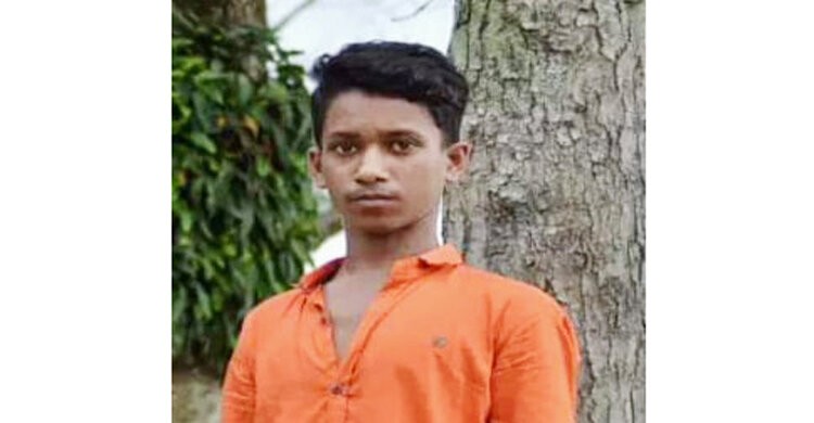 পলাশে চালককে হত্যা করে অটোরিকশা ছিনতাই, ২ জন গ্রেপ্তার পলাশে চালককে হত্যা করে অটোরিকশা ছিনতাই, ২ জন গ্রেপ্তার