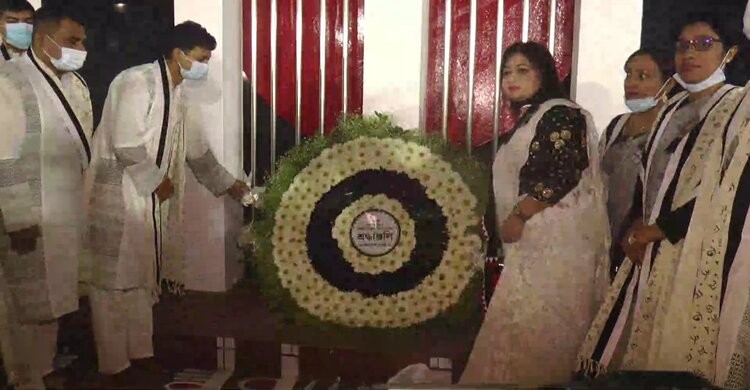 নরসিংদীতে যথাযথ মর্যাদায় পালিত হচ্ছে আন্তর্জাতিক মাতৃভাষা দিবস নরসিংদীতে যথাযথ মর্যাদায় পালিত হচ্ছে আন্তর্জাতিক মাতৃভাষা দিবস
