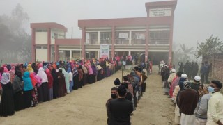 মনোহরদী পৌরসভায় শান্তিপূর্ণ পরিবেশে ভোটগ্রহণ শুরু