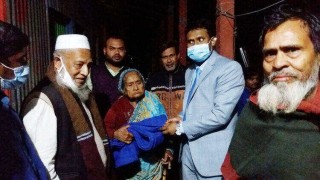 শিবপুরে উপজেলা প্রশাসনের উদ্যোগে শীতার্ত দুস্থ মানুষের মধ্যে কম্বল বিতরণ