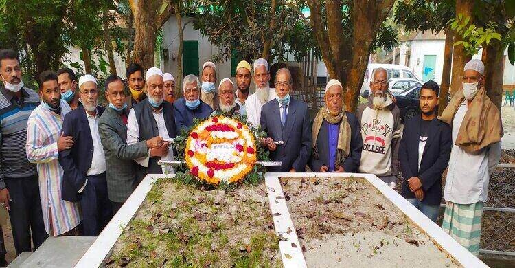 রায়পুরায় মুক্তিযুদ্ধের সংগঠক আজিজুল হক ভূইয়ার মৃত্যুবার্ষিকী পালন রায়পুরায় মুক্তিযুদ্ধের সংগঠক আজিজুল হক ভূইয়ার মৃত্যুবার্ষিকী পালন