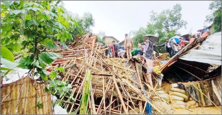 কক্সবাজারে ভারী বর্ষণ, পাহাড়ধসে ৬ রোহিঙ্গাসহ ৮ জন নিহত কক্সবাজারে ভারী বর্ষণ, পাহাড়ধসে ৬ রোহিঙ্গাসহ ৮ জন নিহত