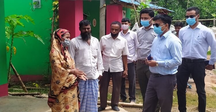 শিবপুরে আশ্রয়ণ প্রকল্প পরিদর্শন শিবপুরে আশ্রয়ণ প্রকল্প পরিদর্শন