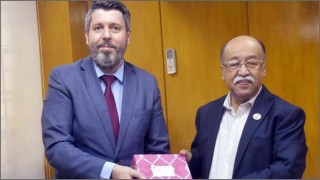 বাংলাদেশ-কসোভো'র মধ্যে সম্পর্ক সুদৃঢ় করার আহবান কসোভোর রাষ্ট্রদূতের বাংলাদেশ-কসোভো'র মধ্যে সম্পর্ক সুদৃঢ় করার আহবান কসোভোর রাষ্ট্রদূতের