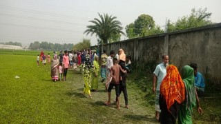 নরসিংদীতে বাবার ইজিবাইক নিয়ে বের হওয়ার পর স্কুল ছাত্রের গলাকাটা মরদেহ উদ্ধার