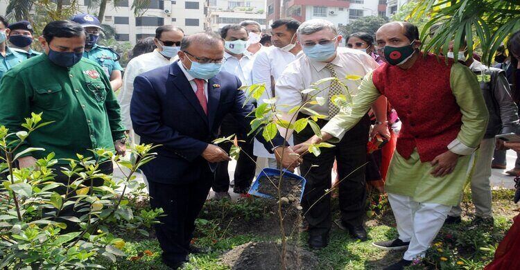 ছাদ বাগান করলেই দশ শতাংশ হোল্ডিং ট্যাক্স মওকুফ: এলজিআরডি মন্ত্রী ছাদ বাগান করলেই দশ শতাংশ হোল্ডিং ট্যাক্স মওকুফ: এলজিআরডি মন্ত্রী
