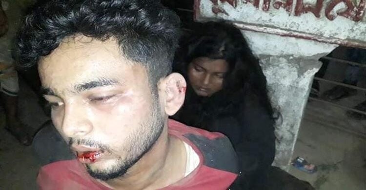 নরসিংদীতে অটোরিকশা ছিনতাইয়ের সময় নারীসহ দুইজনকে গণপিটুনি নরসিংদীতে অটোরিকশা ছিনতাইয়ের সময় নারীসহ দুইজনকে গণপিটুনি
