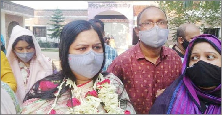 সাংবাদিক রোজিনা ইসলাম কারামুক্ত সাংবাদিক রোজিনা ইসলাম কারামুক্ত