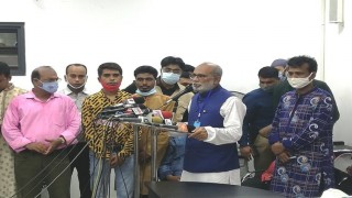 অনাকাঙ্ক্ষিত ঘটনা গণমাধ্যম ও রাষ্ট্রের মাঝে দূরত্ব সৃষ্টি করবে না: শ ম রেজাউল করিম অনাকাঙ্ক্ষিত ঘটনা গণমাধ্যম ও রাষ্ট্রের মাঝে দূরত্ব সৃষ্টি করবে না: শ ম রেজাউল করিম