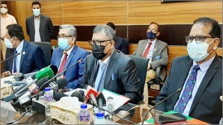 দক্ষিণ আফ্রিকা থেকে আসা ২৪০ জনেরই ঠিকানা ভুল, ফোনও বন্ধ!