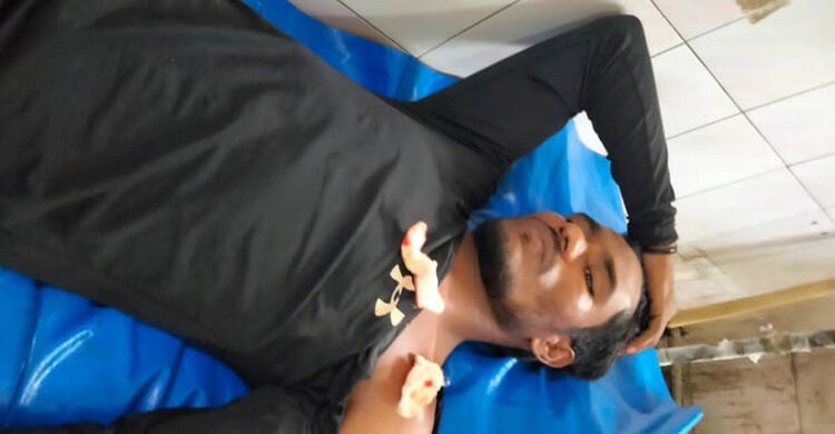 আলোকবালীতে দুই পক্ষের সংঘর্ষে ২ জন গুলিবিদ্ধ আলোকবালীতে দুই পক্ষের সংঘর্ষে ২ জন গুলিবিদ্ধ