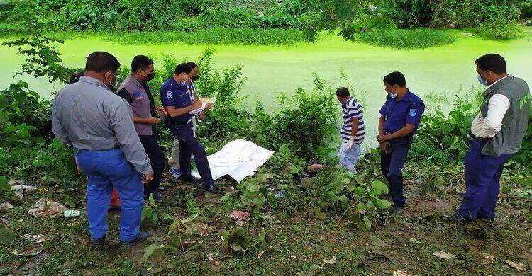 শিবপুরে হত্যার পর ডোবায় ফেলে দেওয়া যুবকের লাশ উদ্ধার শিবপুরে হত্যার পর ডোবায় ফেলে দেওয়া যুবকের লাশ উদ্ধার
