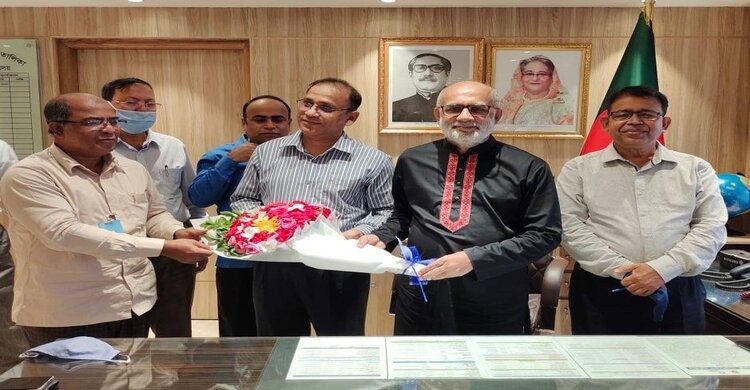 জনবান্ধব মানসিকতা নিয়ে দায়িত্ব পালনের আহ্বান মৎস্য ও প্রাণিসম্পদ মন্ত্রীর জনবান্ধব মানসিকতা নিয়ে দায়িত্ব পালনের আহ্বান মৎস্য ও প্রাণিসম্পদ মন্ত্রীর