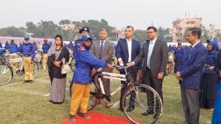 নরসিংদীতে ৪৪০ জন গ্রামপুলিশ পেলেন বাইসাইকেল