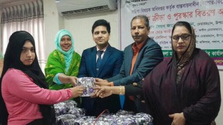 পলাশে কিশোর-কিশোরী ক্লাবের ক্রীড়া ও পুরস্কার বিতরণ