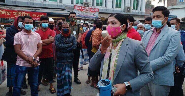 শিবপুরে করোনার নতুন ঢেউ মোকাবিলায় অভিযান শিবপুরে করোনার নতুন ঢেউ মোকাবিলায় অভিযান