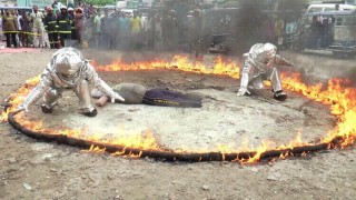 নরসিংদীতে ফায়ার সার্ভিসের অগ্নিনির্বাপন বিষয়ক মহড়া অনুষ্ঠিত