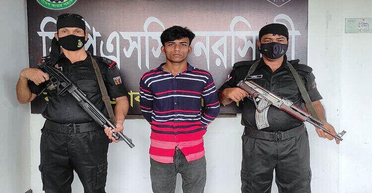 চট্রগ্রাম থেকে অপহৃত শিশু মাধবদীতে উদ্ধার, অপহরণকারী গ্রেপ্তার চট্রগ্রাম থেকে অপহৃত শিশু মাধবদীতে উদ্ধার, অপহরণকারী গ্রেপ্তার