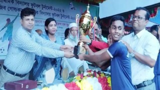 শিবপুরে বঙ্গবন্ধু ও বঙ্গমাতা প্রাথমিক বিদ্যালয় ফুটবল টুর্নামেন্ট অনুষ্ঠিত