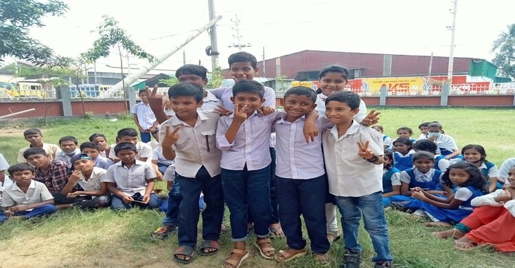 নরসিংদীতে প্রাথমিক বিদ্যালয়গুলোতে স্টুডেন্টস কাউন্সিল নির্বাচন অনুষ্ঠিত নরসিংদীতে প্রাথমিক বিদ্যালয়গুলোতে স্টুডেন্টস কাউন্সিল নির্বাচন অনুষ্ঠিত