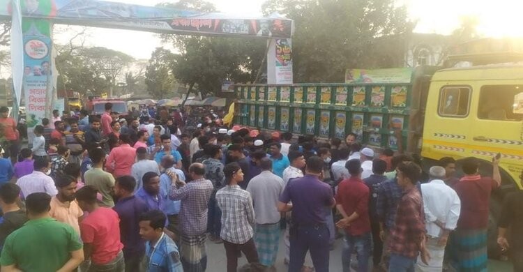 শিবপুরে ট্রাকের চাপায় এক নারী নিহত শিবপুরে ট্রাকের চাপায় এক নারী নিহত