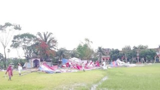 মাধবদীতে ঈদুল ফিতরের নামাজের সময় ঝড়ে একজন নিহত মাধবদীতে ঈদুল ফিতরের নামাজের সময় ঝড়ে একজন নিহত