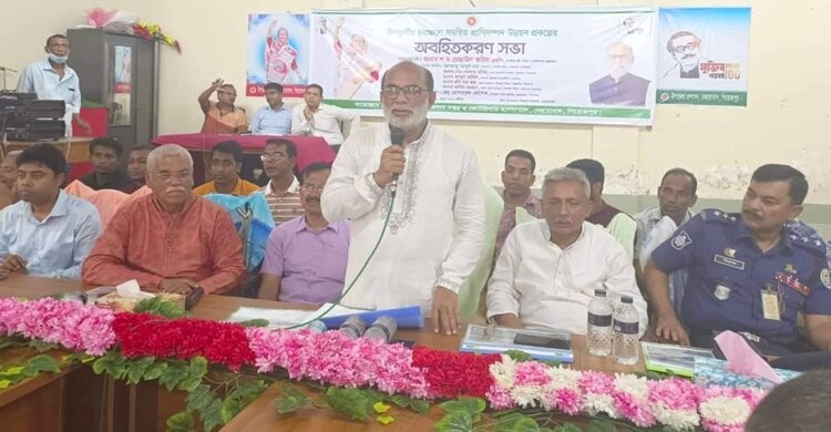 শেখ হাসিনা সরকার নারীদের স্বাবলম্বী করার জন্য বিভিন্ন প্রকল্প বাস্তবায়ন করছে: মৎস্য ও প্রাণিসম্পদ মন্ত্রী শেখ হাসিনা সরকার নারীদের স্বাবলম্বী করার জন্য বিভিন্ন প্রকল্প বাস্তবায়ন করছে: মৎস্য ও প্রাণিসম্পদ মন্ত্রী