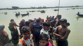 আলোকবালীতে মায়ের সঙ্গে নদীতে গোসলে নেমে শিশু নিখোঁজ