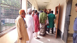 নরসিংদীতে চলছে জেলা পরিষদ নির্বাচনের ভোট গ্রহণ